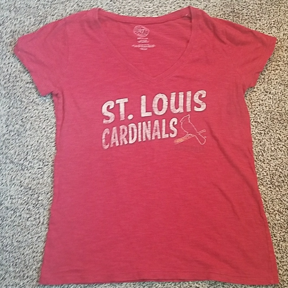 St Louis Cardinals MLB Baseball V Neck tshirt sz Medium